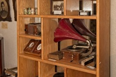 Hoof-Prinfs-of-the-Past-13