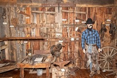 Hoof-Prinfs-of-the-Past-5